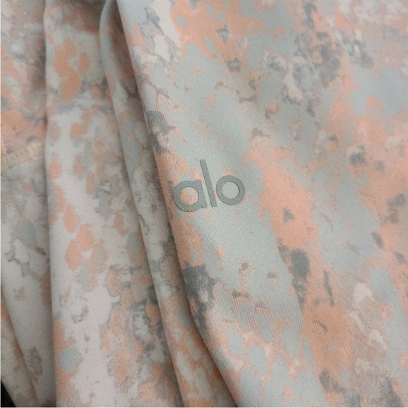 L Alo Pink and Grey Snakeskin Leggings - Picture 11 of 14